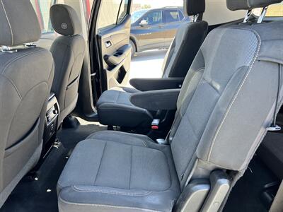 2021 Chevrolet Traverse LT Cloth - Photo 12 - Phoenix, AZ 85009
