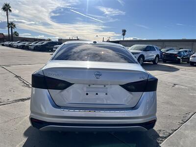 2021 Nissan Altima 2.5 SV - Photo 3 - Phoenix, AZ 85009