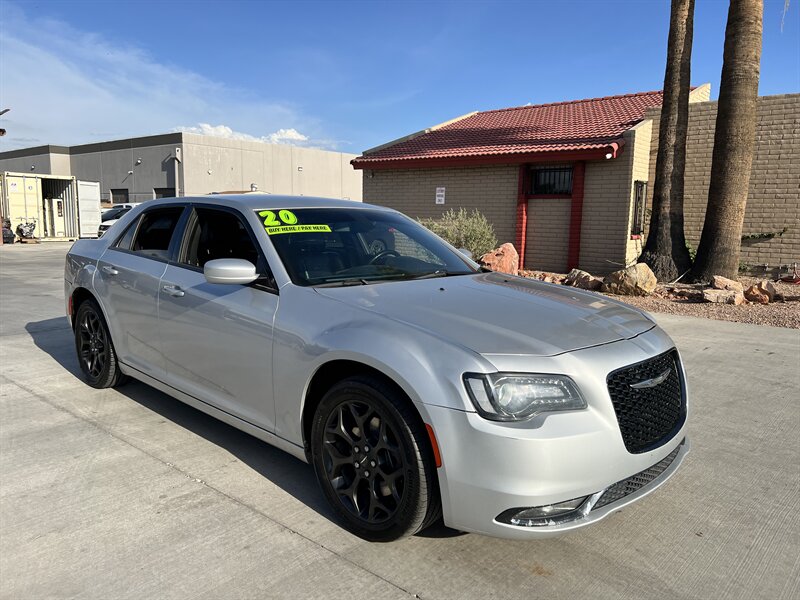2020 Chrysler 300 S  