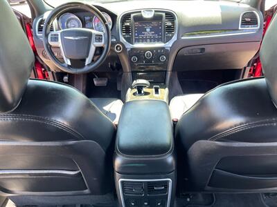 2014 Chrysler 300 C   - Photo 9 - Phoenix, AZ 85009