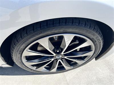 2018 Nissan Maxima 3.5 SR   - Photo 16 - Phoenix, AZ 85009