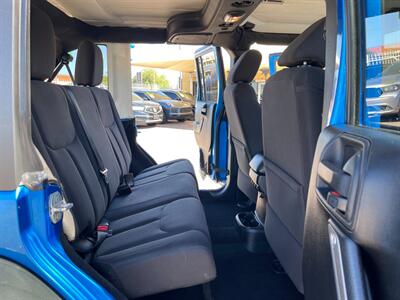 2016 Jeep Wrangler Unlimited Sport   - Photo 9 - Phoenix, AZ 85009