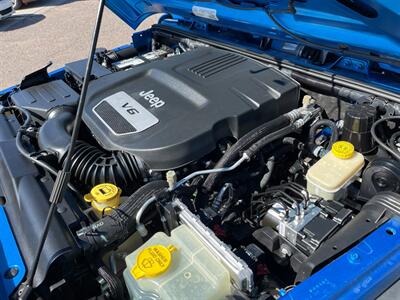 2016 Jeep Wrangler Unlimited Sport   - Photo 11 - Phoenix, AZ 85009