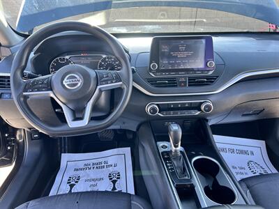 2021 Nissan Altima 2.5 SV   - Photo 9 - Phoenix, AZ 85009