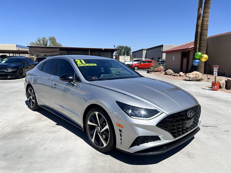 2021 Hyundai SONATA SEL Plus - Photo 1 - Phoenix, AZ 85009