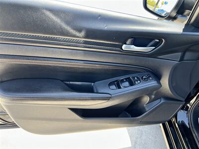 2019 Nissan Altima 2.5 SR   - Photo 10 - Phoenix, AZ 85009