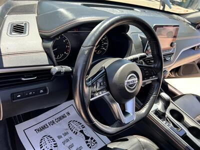 2019 Nissan Altima 2.5 SR   - Photo 8 - Phoenix, AZ 85009