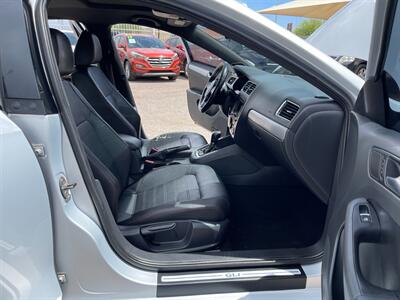 2012 Volkswagen Jetta GLI PZEV   - Photo 7 - Phoenix, AZ 85009