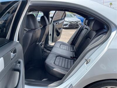 2012 Volkswagen Jetta GLI PZEV   - Photo 6 - Phoenix, AZ 85009