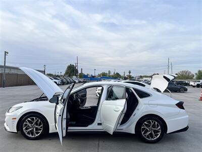 2021 Hyundai SONATA SEL   - Photo 6 - Phoenix, AZ 85009