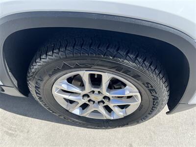 2018 Chevrolet Traverse LT Cloth - Photo 17 - Phoenix, AZ 85009