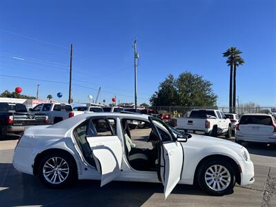2017 Chrysler 300 Series S - Photo 5 - Phoenix, AZ 85009