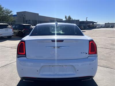 2017 Chrysler 300 Series S - Photo 3 - Phoenix, AZ 85009