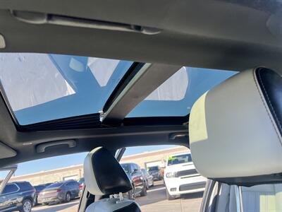 2017 Chrysler 300 Series S - Photo 9 - Phoenix, AZ 85009