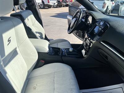 2017 Chrysler 300 Series S - Photo 13 - Phoenix, AZ 85009