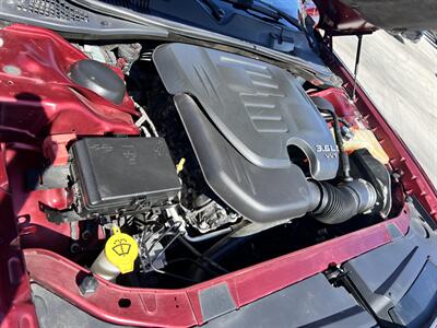 2018 Dodge Challenger SXT   - Photo 15 - Phoenix, AZ 85009