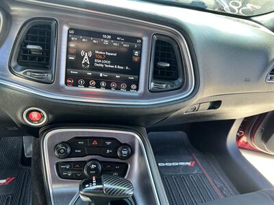2018 Dodge Challenger SXT   - Photo 9 - Phoenix, AZ 85009
