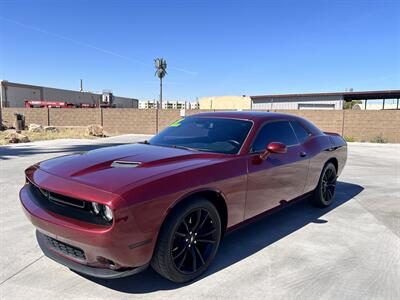 2018 Dodge Challenger SXT   - Photo 2 - Phoenix, AZ 85009