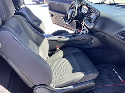 2018 Dodge Challenger SXT   - Photo 14 - Phoenix, AZ 85009