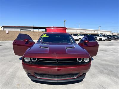 2018 Dodge Challenger SXT   - Photo 4 - Phoenix, AZ 85009