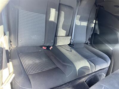 2018 Dodge Challenger SXT   - Photo 13 - Phoenix, AZ 85009