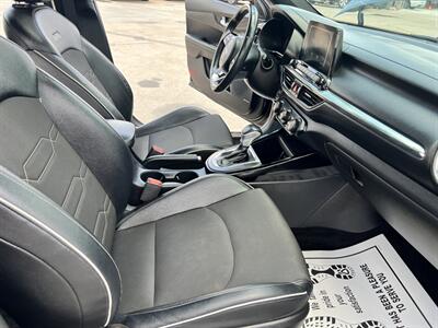 2021 Kia Forte GT-Line   - Photo 15 - Phoenix, AZ 85009