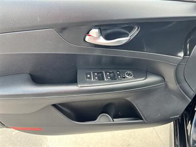 2021 Kia Forte GT-Line   - Photo 11 - Phoenix, AZ 85009