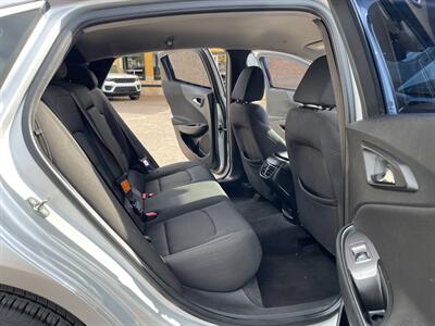 2016 Chevrolet Malibu LT   - Photo 8 - Phoenix, AZ 85009