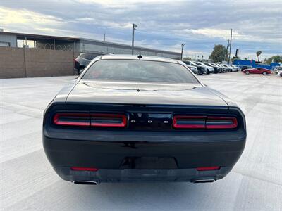 2015 Dodge Challenger SXT   - Photo 3 - Phoenix, AZ 85009