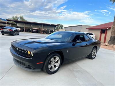 2015 Dodge Challenger SXT   - Photo 2 - Phoenix, AZ 85009