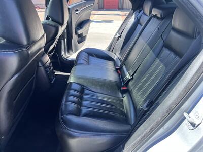 2021 Chrysler 300 S V6   - Photo 12 - Phoenix, AZ 85009