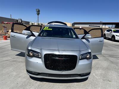 2021 Chrysler 300 S V6   - Photo 4 - Phoenix, AZ 85009
