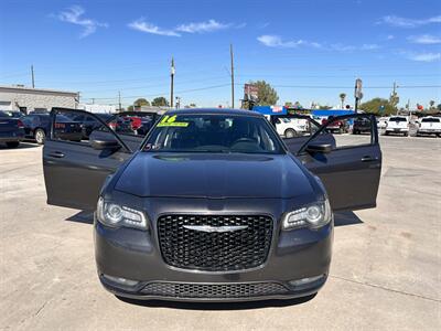 2016 Chrysler 300 S   - Photo 4 - Phoenix, AZ 85009