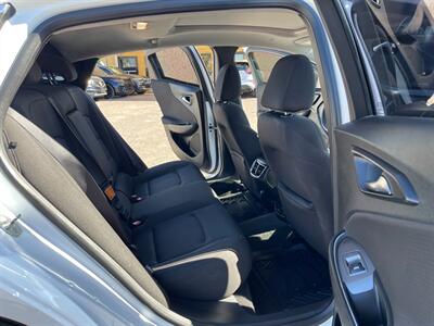 2018 Chevrolet Malibu LT   - Photo 8 - Phoenix, AZ 85009