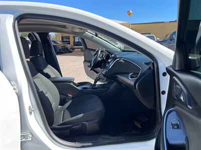 2018 Chevrolet Malibu LT   - Photo 7 - Phoenix, AZ 85009