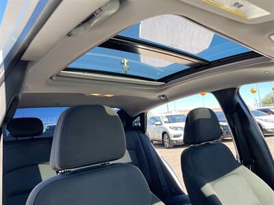 2018 Chevrolet Malibu LT   - Photo 10 - Phoenix, AZ 85009