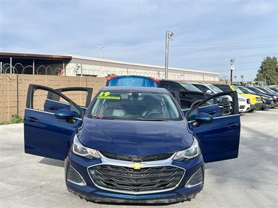 2019 Chevrolet Cruze Premier - Photo 4 - Phoenix, AZ 85009