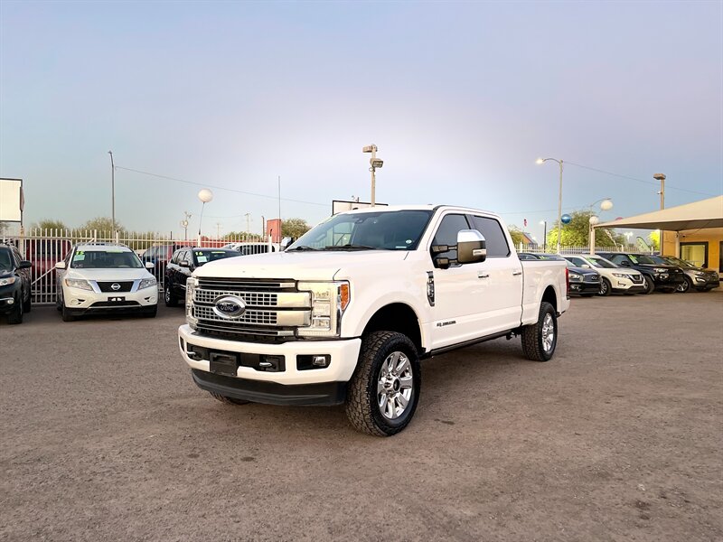 2018 Ford F-250 Super Duty Platinum photo 14