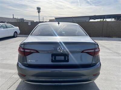 2021 Volkswagen Jetta R-Line   - Photo 3 - Phoenix, AZ 85009