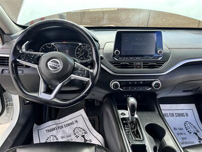 2020 Nissan Altima 2.5 SR   - Photo 9 - Phoenix, AZ 85009