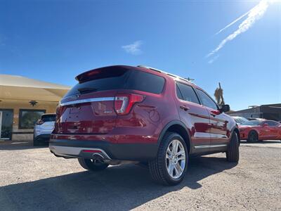 2017 Ford Explorer XLT   - Photo 4 - Phoenix, AZ 85009