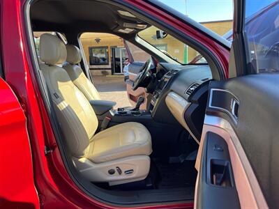 2017 Ford Explorer XLT   - Photo 8 - Phoenix, AZ 85009