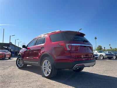 2017 Ford Explorer XLT   - Photo 3 - Phoenix, AZ 85009