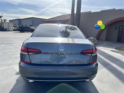 2021 Volkswagen Passat SE   - Photo 3 - Phoenix, AZ 85009