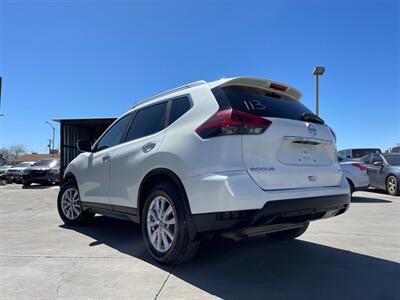 2018 Nissan Rogue SV   - Photo 3 - Phoenix, AZ 85009