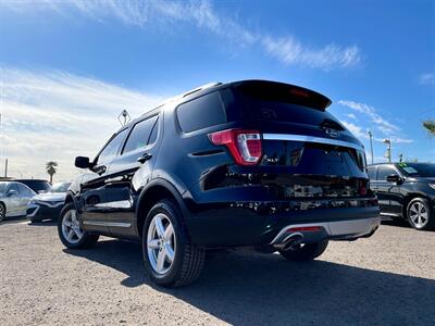 2017 Ford Explorer XLT   - Photo 3 - Phoenix, AZ 85009