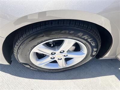 2023 Chevrolet Malibu LT   - Photo 17 - Phoenix, AZ 85009