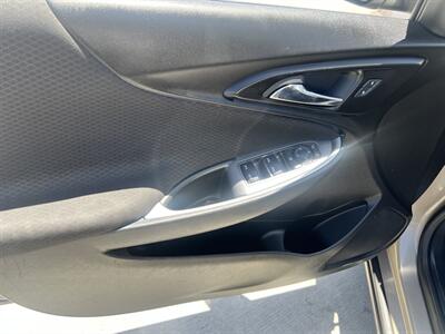 2023 Chevrolet Malibu LT   - Photo 11 - Phoenix, AZ 85009