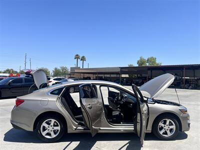 2023 Chevrolet Malibu LT   - Photo 5 - Phoenix, AZ 85009