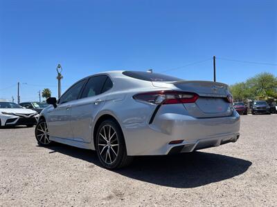 2022 Toyota Camry SE   - Photo 3 - Phoenix, AZ 85009